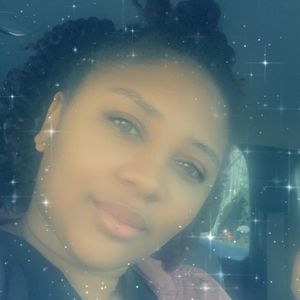 Meet your Posher, Chrissy